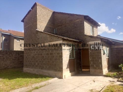 4 bedroom house for sale in Komarok