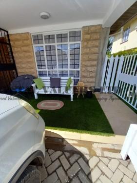 4 Bed Townhouse with En Suite at Crystal 4 Bed Townhouse with En Suite at Crystal