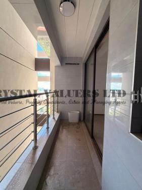 Modern 2 Bedroom Apartment To Let – Riverside